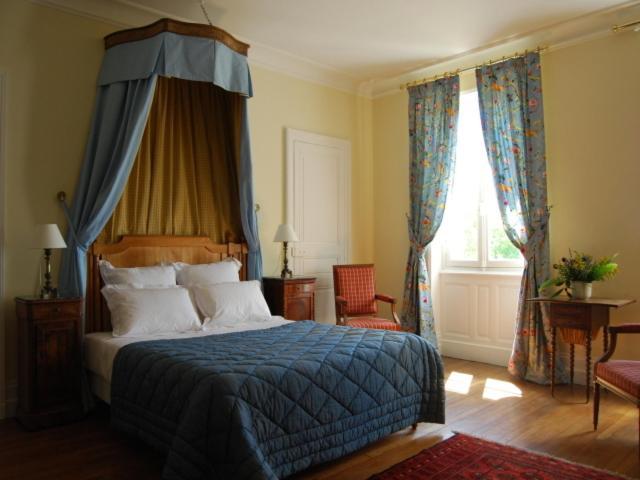 Chambres d'Hôtes Le Château de la Plante Thuré Quarto foto